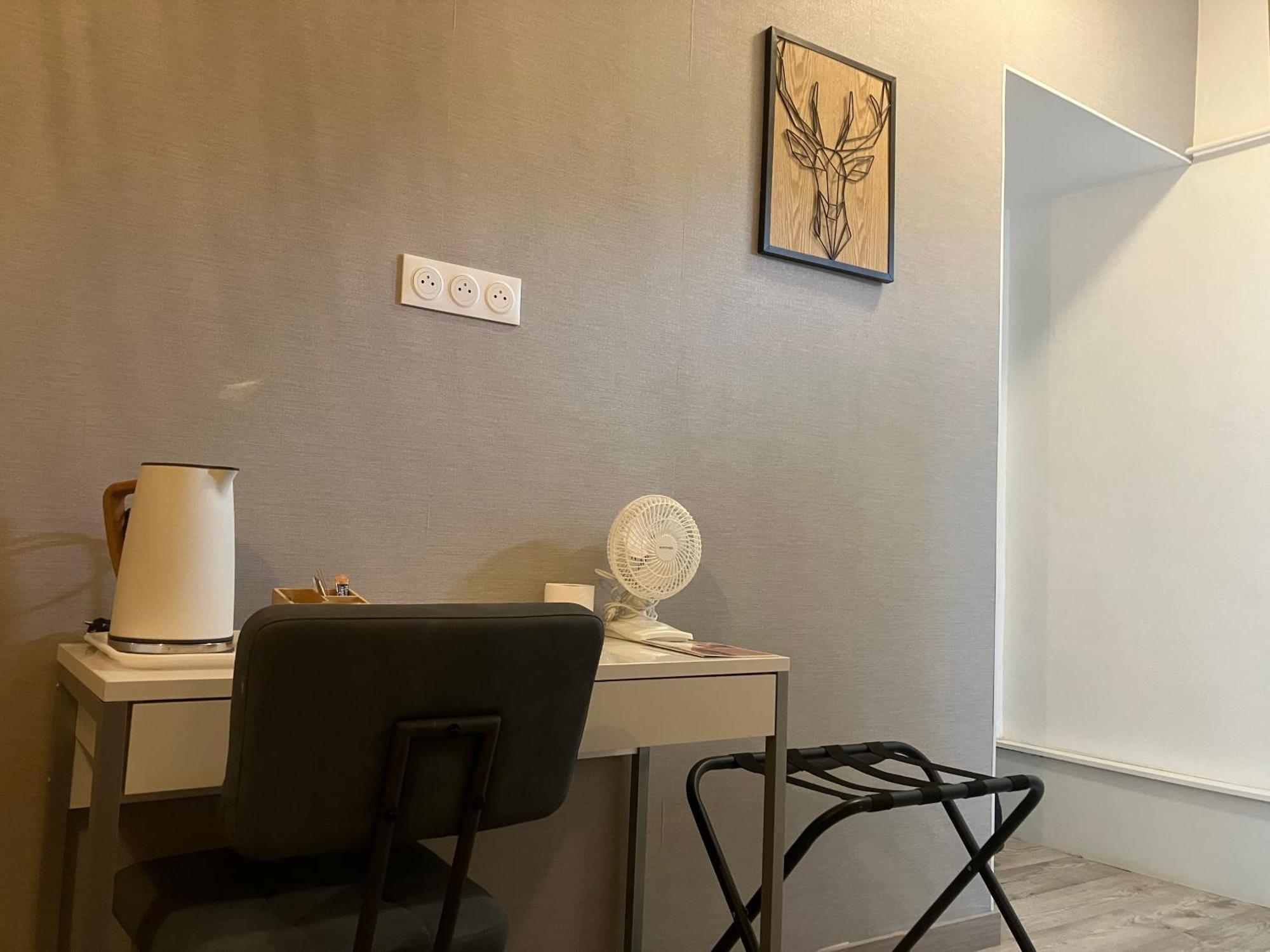 Hotel Du Nord Chambres Familiales Fontaines  Dış mekan fotoğraf