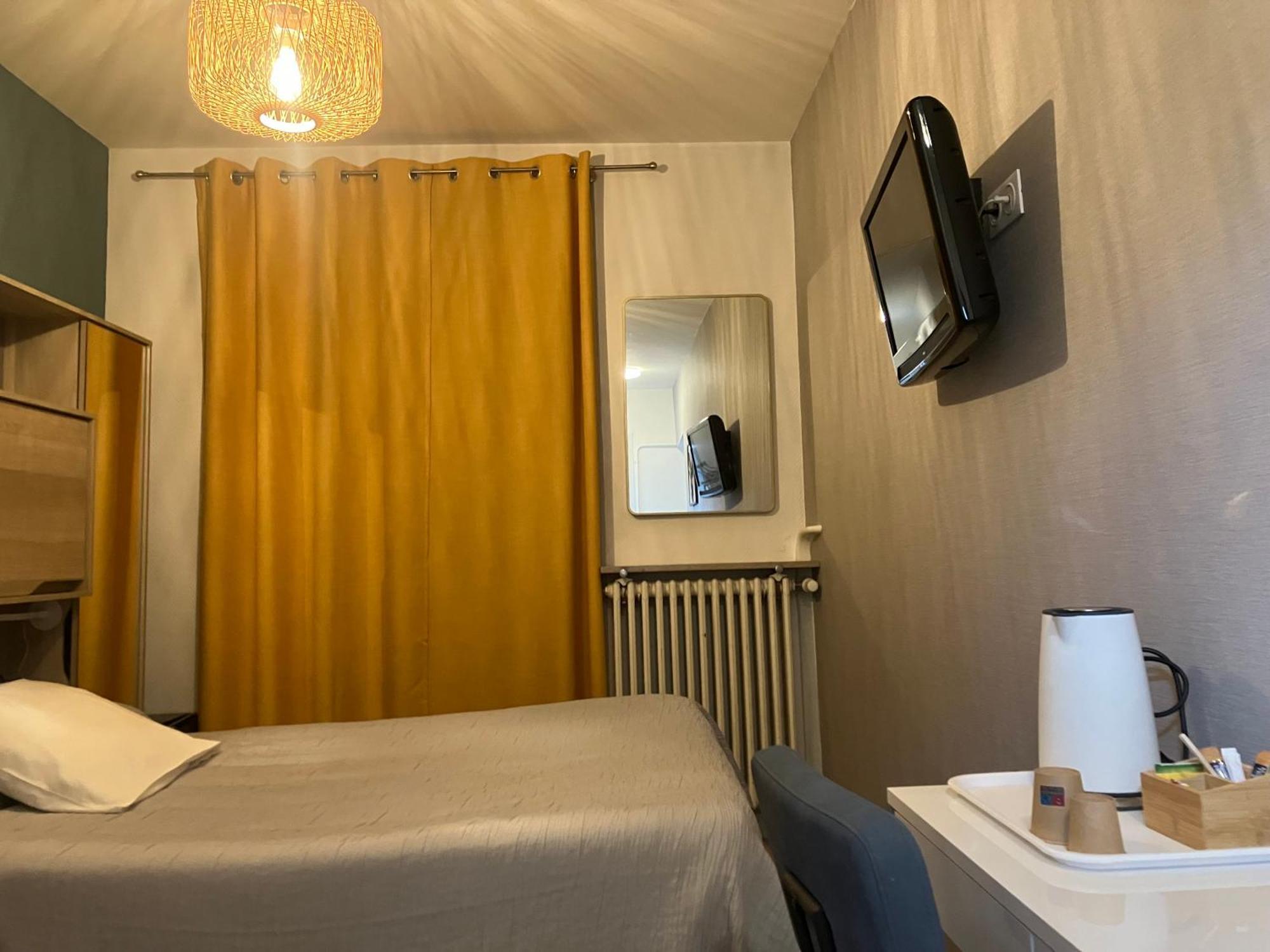 Hotel Du Nord Chambres Familiales Fontaines  Dış mekan fotoğraf