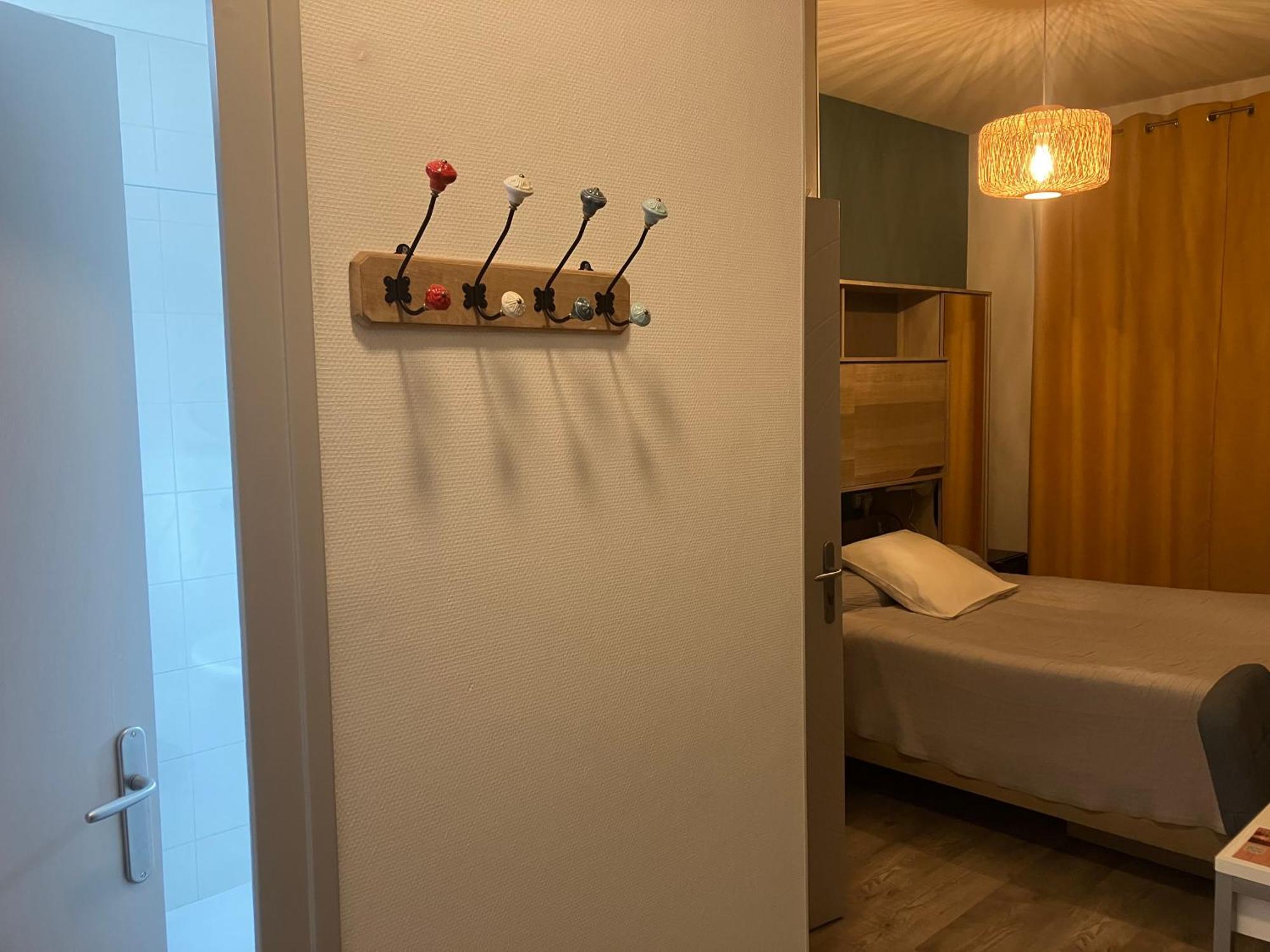 Hotel Du Nord Chambres Familiales Fontaines  Dış mekan fotoğraf